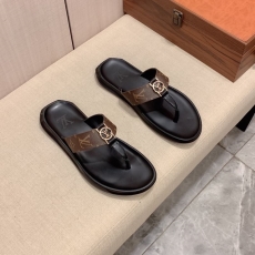 Louis Vuitton Slippers